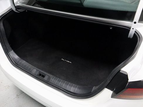 Certified 2024 Nissan Altima 2.5 S image 19