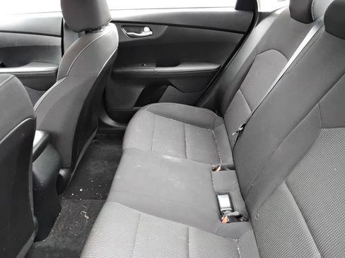 Used 2020 Kia Forte LXS image 9