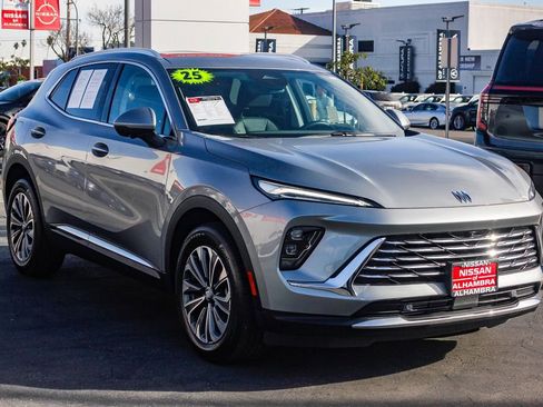 Used 2025 Buick Envision Preferred image 4