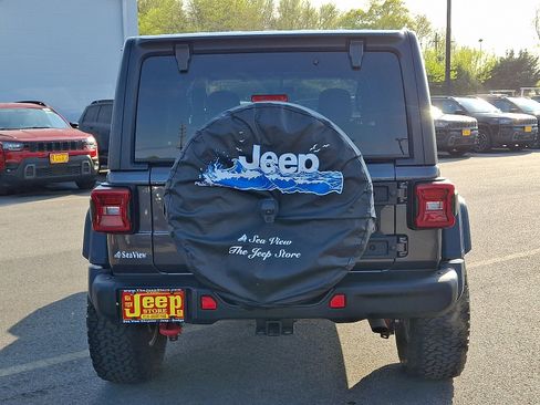 Certified 2021 Jeep Wrangler Unlimited Rubicon w/ Xtreme Recon 35" Tire Package AWD/4WD image 5