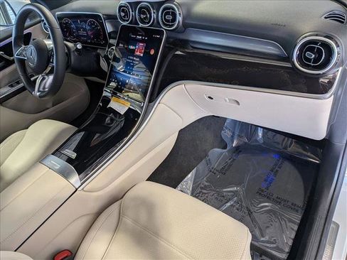 Used 2026 Mercedes-Benz GLC 300 4MATIC image 22