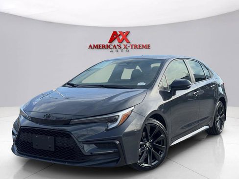 Used 2025 Toyota Corolla SE FWD image 1