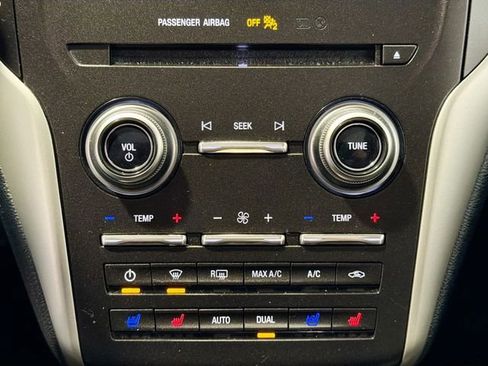 Used 2019 Lincoln MKC Reserve w/ MKC Climate Package image 15