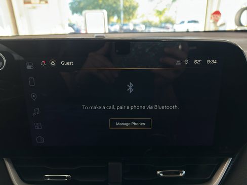 Used 2025 Chevrolet Equinox LT image 20