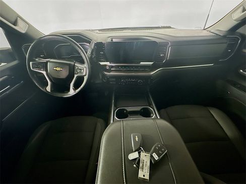 Used 2024 Chevrolet Silverado 2500 LT image 10