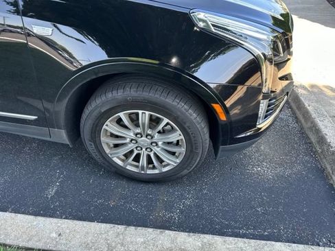 Used 2017 Cadillac XT5 Premium Luxury FWD image 10