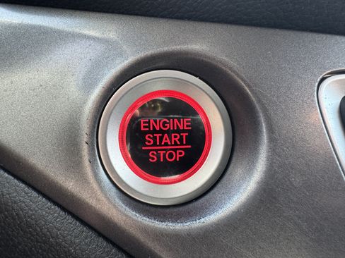 Used 2018 Honda Ridgeline Sport image 37