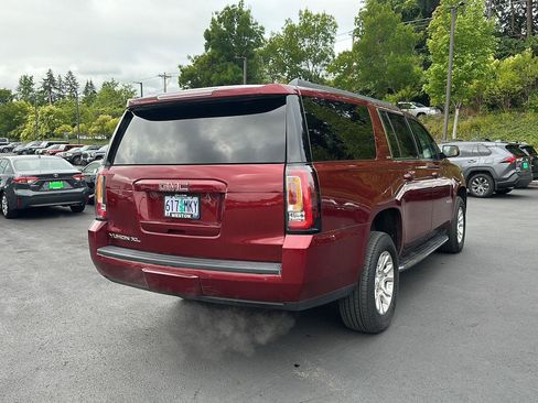 Used 2019 GMC Yukon XL SLT w/ Open Road Package AWD/4WD image 5