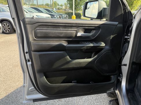 Used 2025 RAM 1500 Warlock AWD/4WD image 14