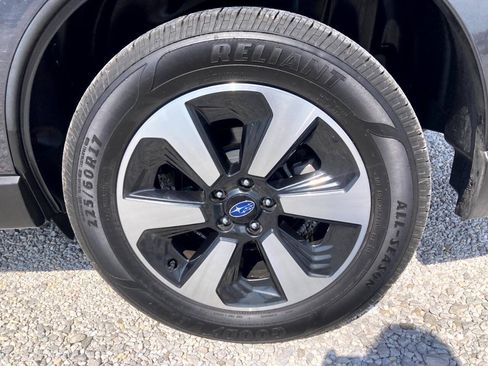 Used 2017 Subaru Forester 2.5i Limited AWD/4WD image 21