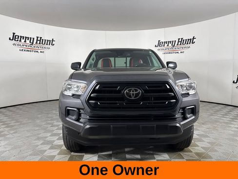 Used 2019 Toyota Tacoma SR w/ SX Package RWD image 3