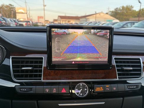 Used 2011 Audi A8 L 4.2 image 13