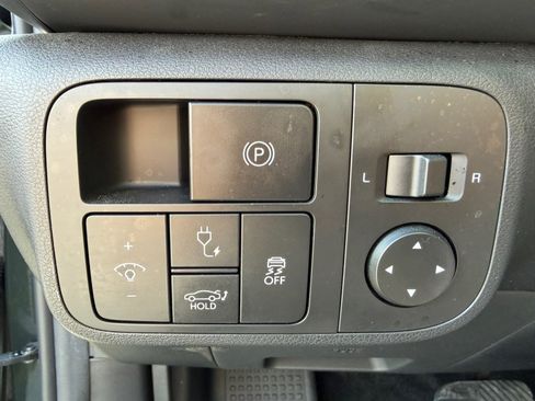 Used 2024 Hyundai Ioniq 6 SE image 18