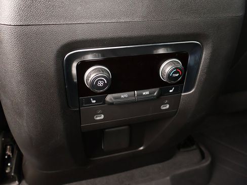 Certified 2024 Chevrolet Tahoe High Country image 28