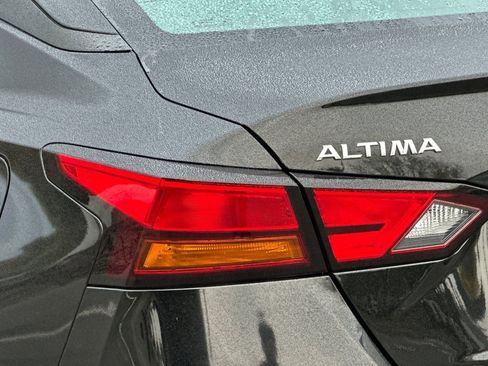 Used 2021 Nissan Altima 2.5 S image 30