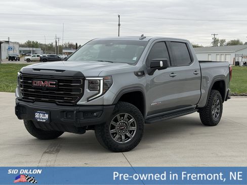 Used 2025 GMC Sierra 1500 AT4X image 1