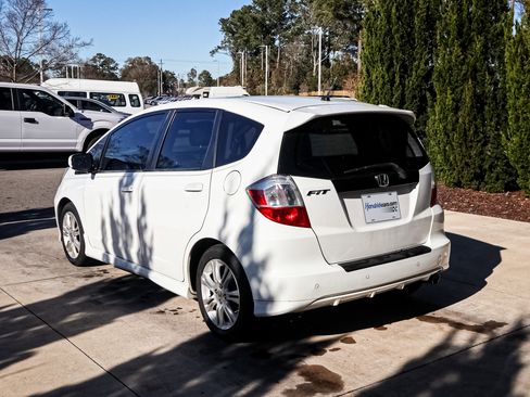 Used 2011 Honda Fit Sport image 9