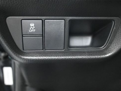 Used 2025 Honda HR-V LX image 21