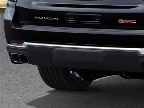 New 2026 GMC Yukon Denali AWD/4WD image 14