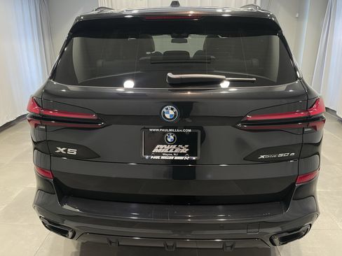 Used 2026 BMW X5 xDrive50e w/ M Sport Package AWD/4WD image 5