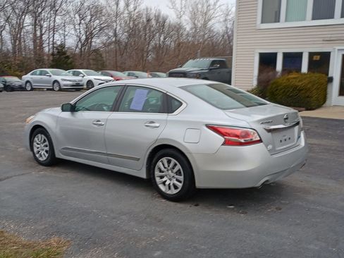 Used 2014 Nissan Altima 2.5 S image 3