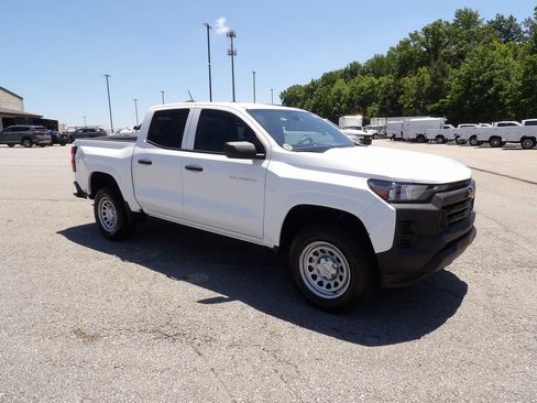 Used 2023 Chevrolet Colorado W/T RWD image 10