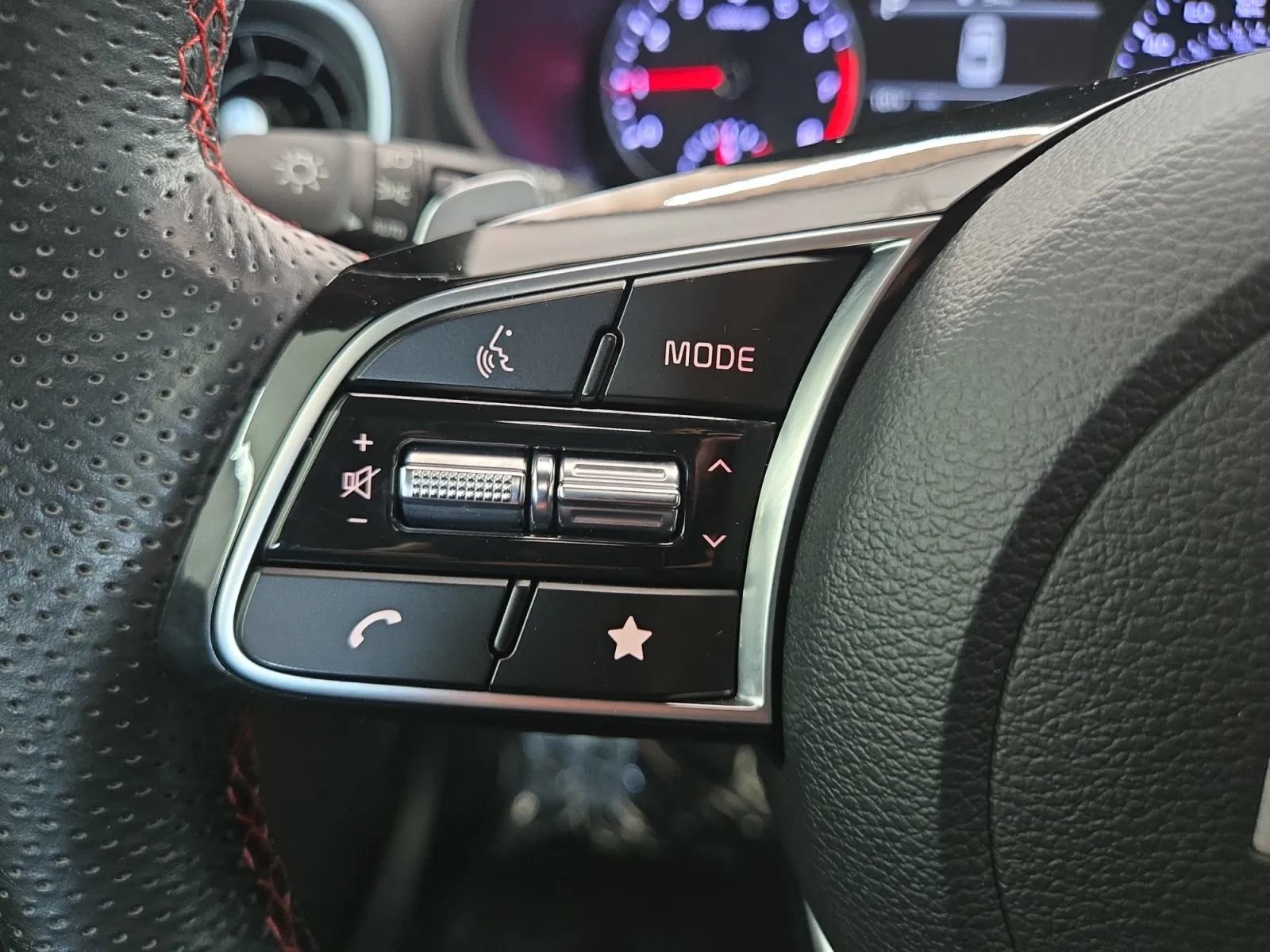 Used 2023 Kia Forte GT w/ GT2 Package FWD image 21