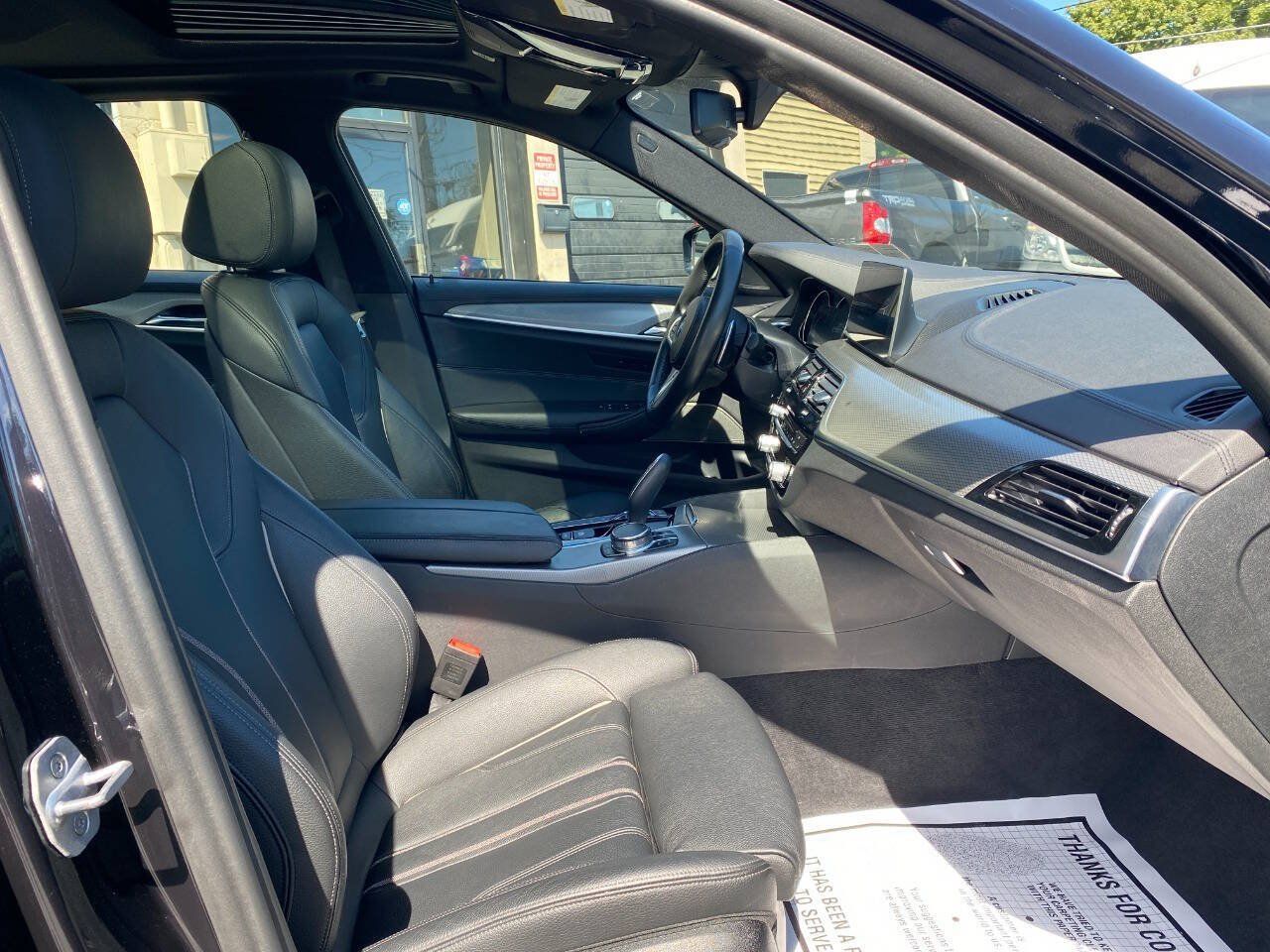 Used 2018 BMW 530i xDrive AWD/4WD image 31