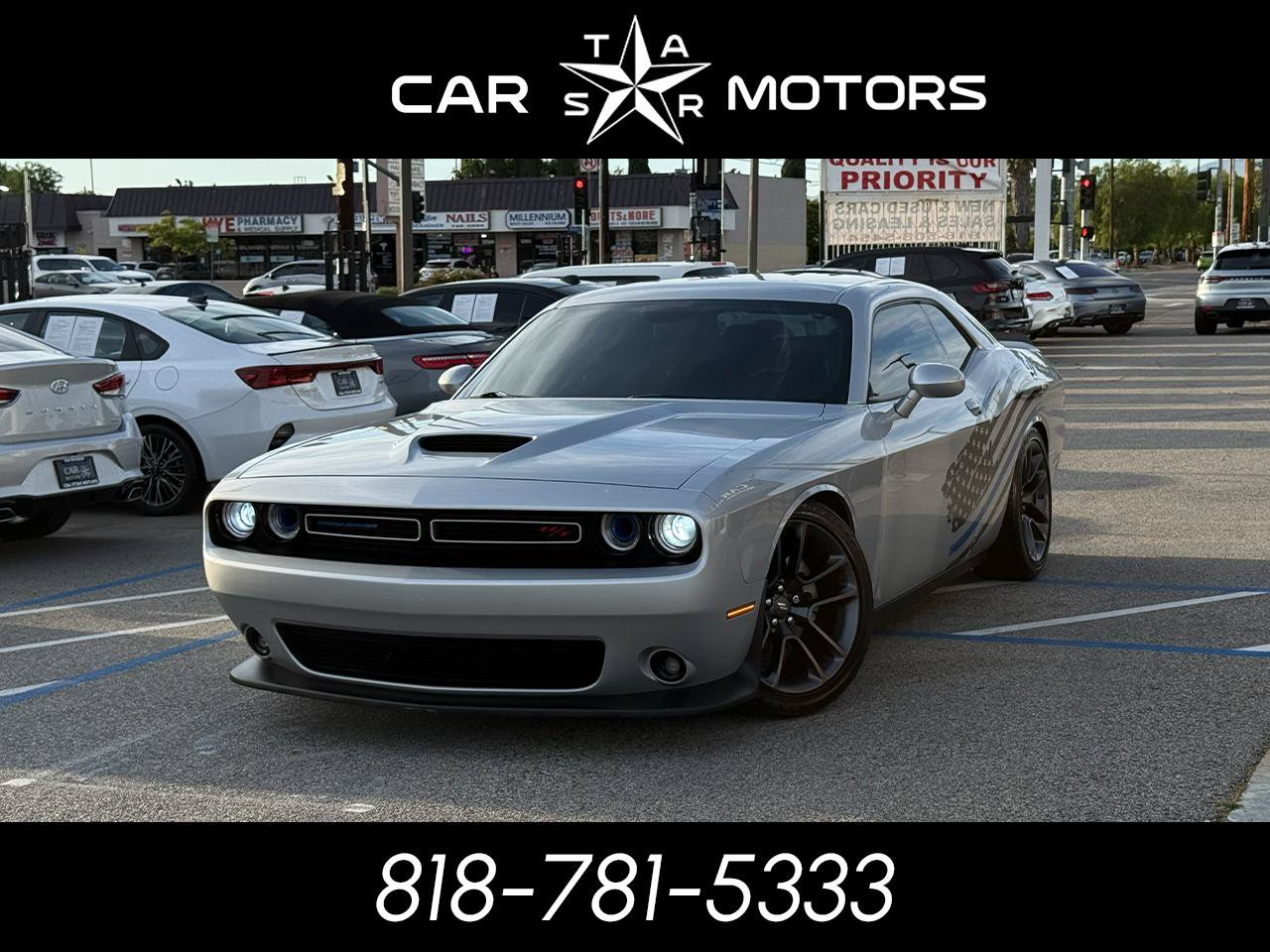 Used 2022 Dodge Challenger R/T RWD image 1