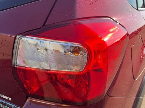 Used 2017 Subaru Crosstrek 2.0i Premium AWD/4WD image 12