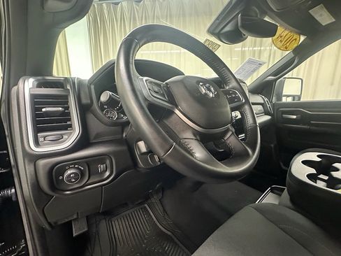 Used 2024 RAM 2500 Big Horn w/ Night Edition image 27