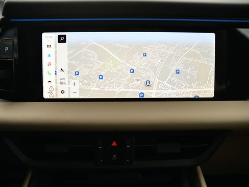 New 2025 Porsche Macan Electric image 33