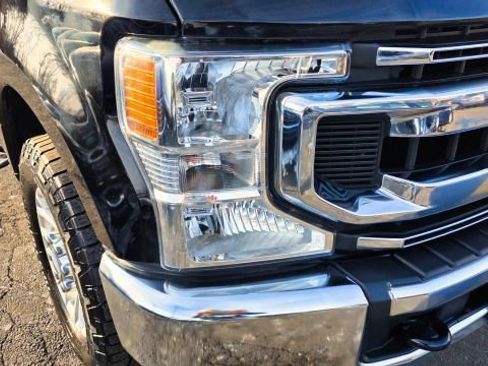 Used 2020 Ford F250 XLT image 44