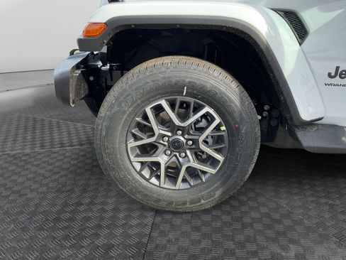 New 2026 Jeep Wrangler Sahara image 14