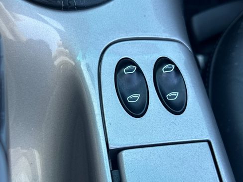 Used 2002 Porsche Boxster RWD image 32