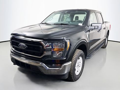 Used 2023 Ford F150 XLT AWD/4WD image 4