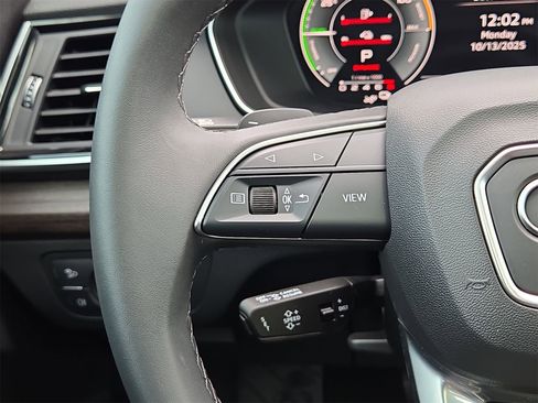 Certified 2024 Audi Q5 e Premium w/ Convenience Package image 21