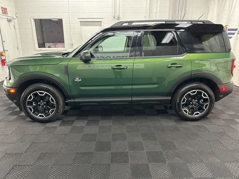 Used 2025 Ford Bronco Sport Outer Banks AWD/4WD image 6