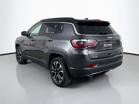 Used 2023 Jeep Compass Limited AWD/4WD image 5