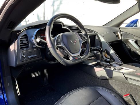 Used 2016 Chevrolet Corvette Z06 w/ 2LZ Preferred Equipment Group image 4