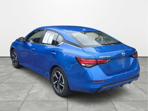 Used 2024 Nissan Sentra SV FWD image 6