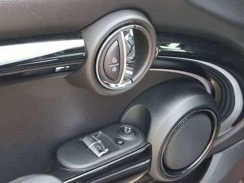 Used 2023 MINI Cooper S FWD image 10