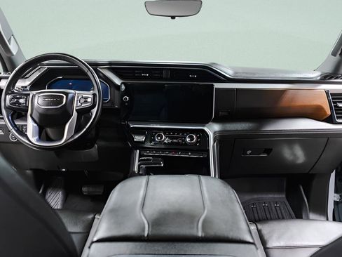 Used 2025 GMC Sierra 1500 Denali w/ Technology Package image 10