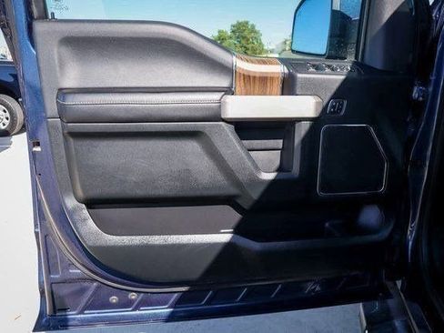 Used 2016 Ford F150 Lariat w/ Equipment Group 501A Mid image 18