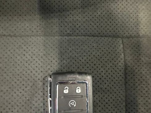Used 2024 Jeep Grand Cherokee Altitude RWD image 25