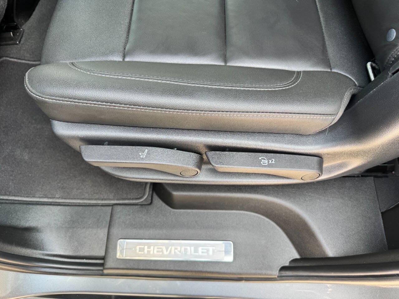 Used 2021 Chevrolet Tahoe LT AWD/4WD image 19