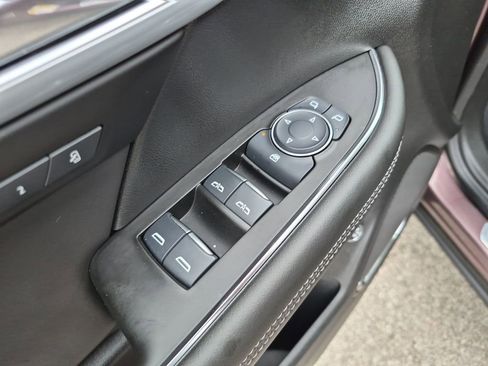 Used 2024 Buick Envision Avenir AWD/4WD image 18