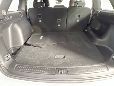 Used 2023 Jeep Grand Cherokee Altitude image 25