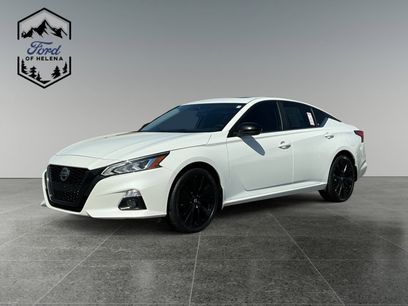 Used 2022 Nissan Altima 2.5 SR w/ Midnight Edition Package