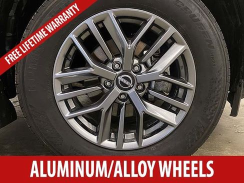 Used 2023 Nissan Rogue S AWD/4WD image 6